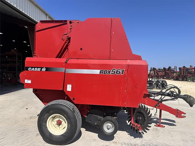 Image of Case IH RBX561 equipment image 3