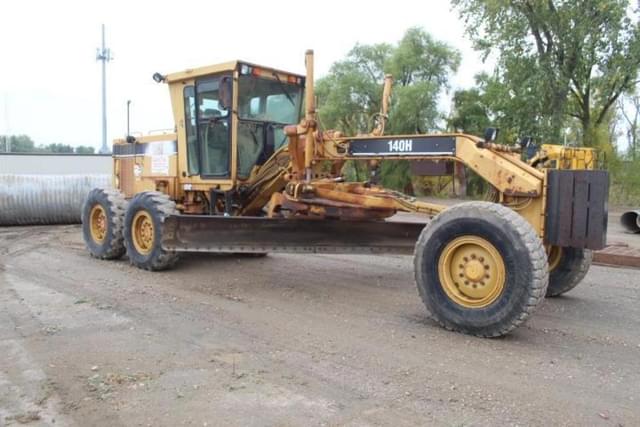 Image of Caterpillar 140H equipment image 4