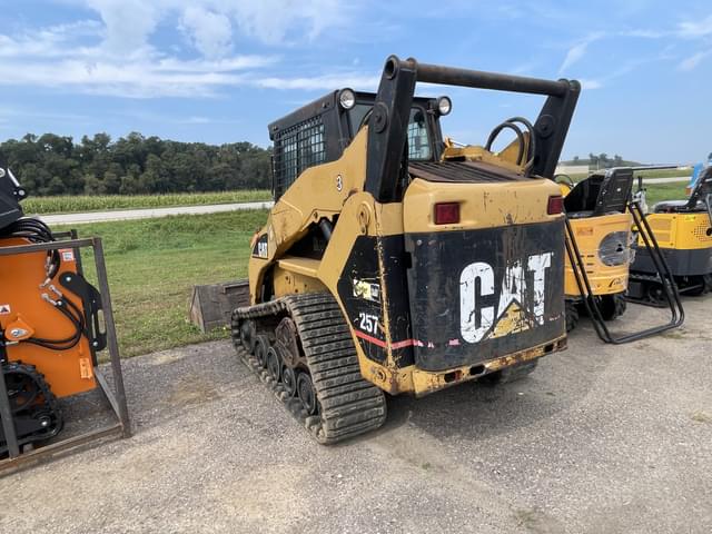 Image of Caterpillar 257 equipment image 3