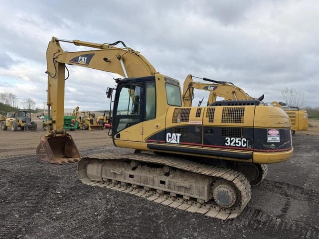 Image of Caterpillar 325CL equipment image 1