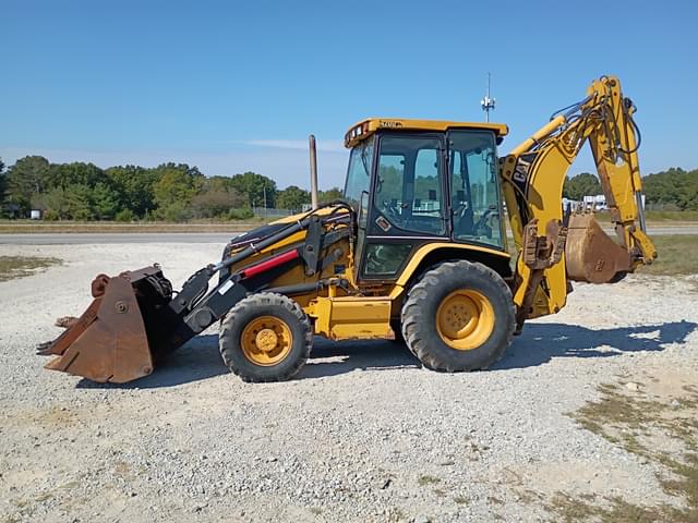 Image of Caterpillar 420D equipment image 2