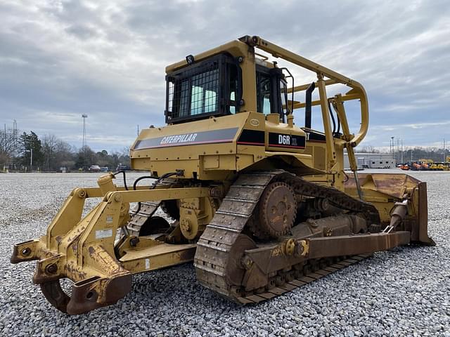 Image of Caterpillar D6R XL equipment image 2