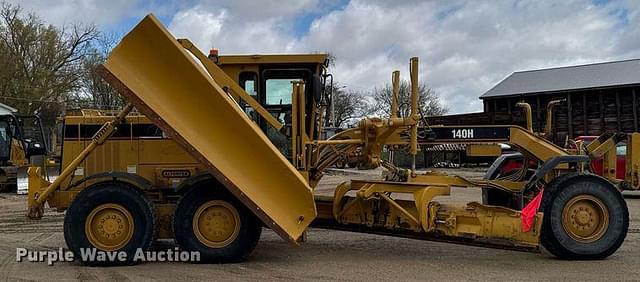 Image of Caterpillar 140H equipment image 3