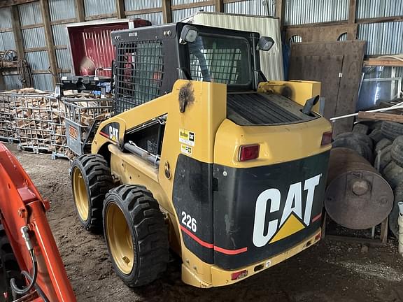 Image of Caterpillar 226 equipment image 1