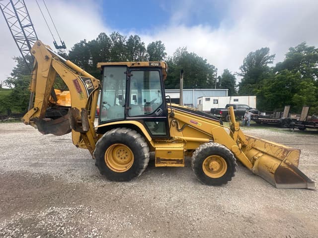 Image of Caterpillar 420D equipment image 2