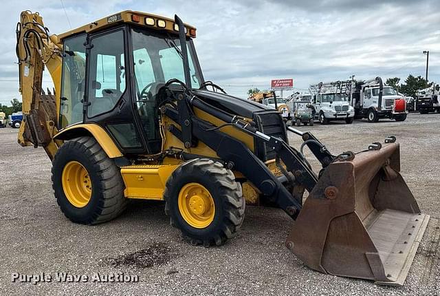 Image of Caterpillar 420D equipment image 2