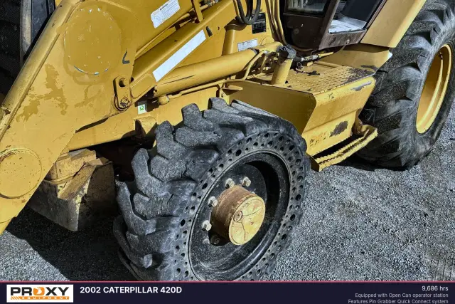 Image of Caterpillar 420D equipment image 2