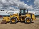 2002 Caterpillar 938G Image