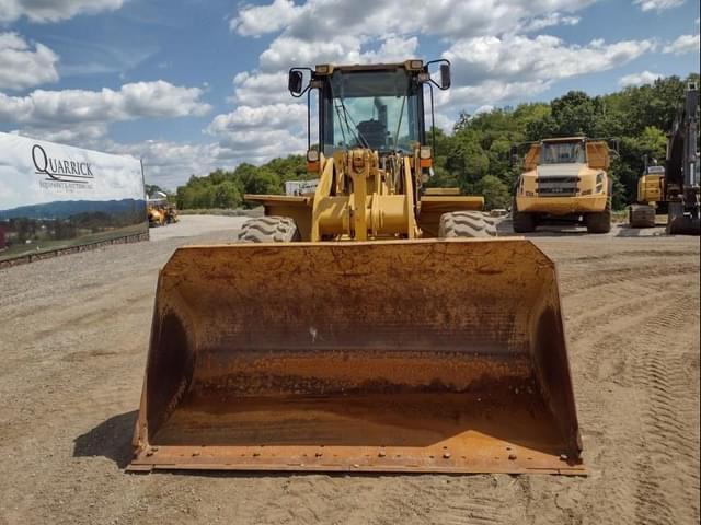 Image of Caterpillar 938G equipment image 1
