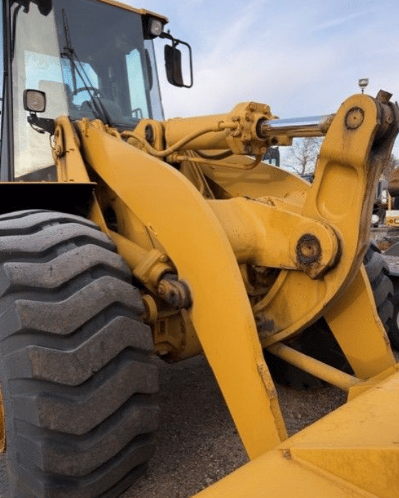 Image of Caterpillar 950G equipment image 4