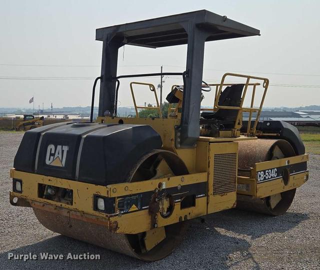 Image of Caterpillar CB-534C equipment image 4