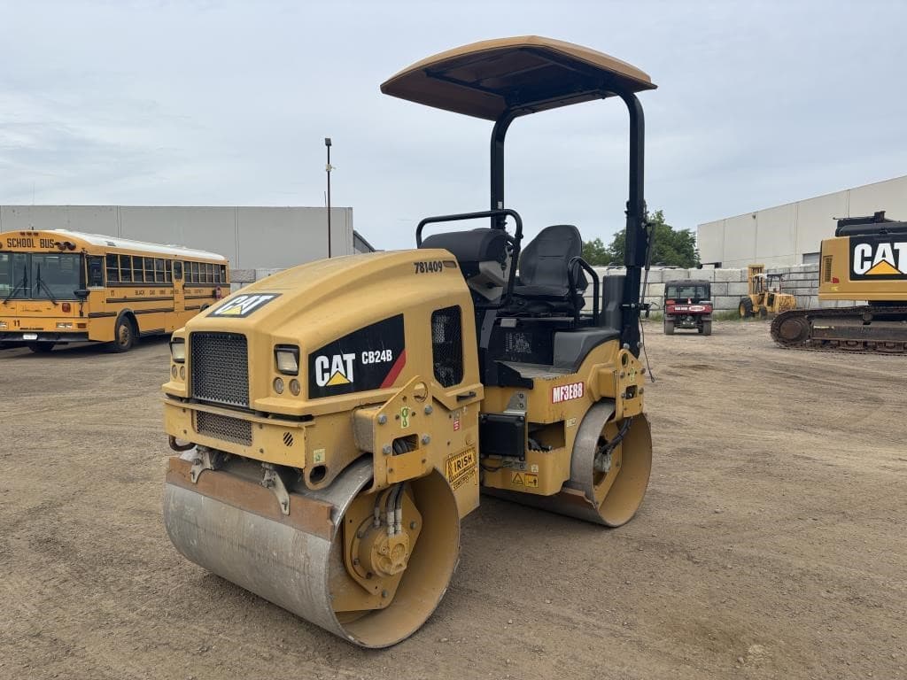 Image of Caterpillar CB24B Primary image