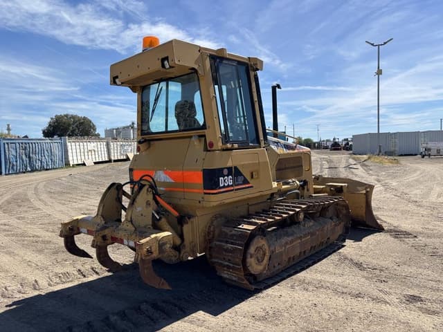 Image of Caterpillar D3G equipment image 2