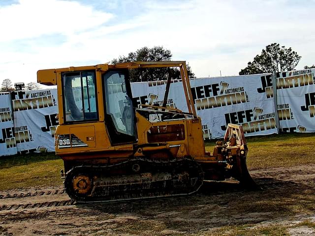 Image of Caterpillar D3G equipment image 3