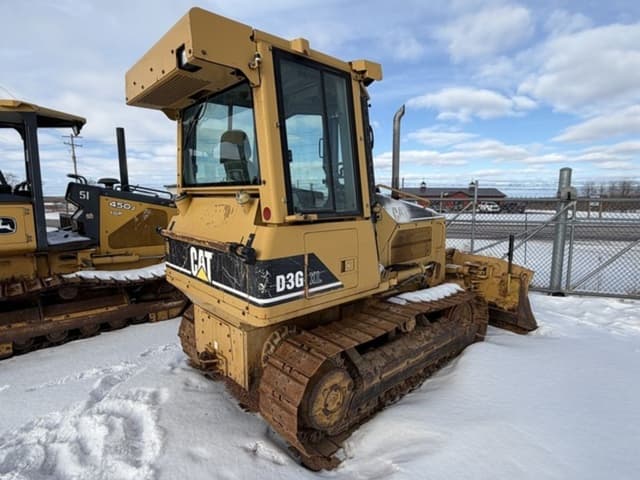 Image of Caterpillar D3GXL equipment image 4