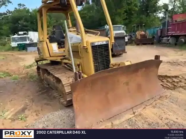 Image of Caterpillar D4GXL equipment image 2