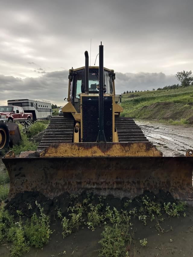 Image of Caterpillar D5M LGP equipment image 1