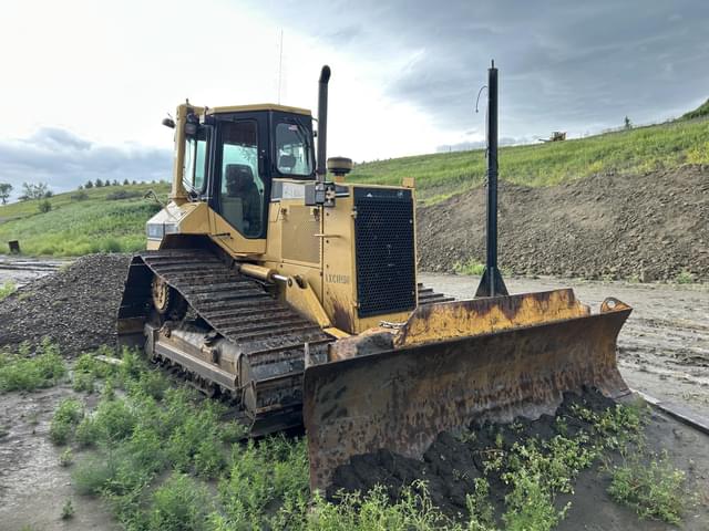 Image of Caterpillar D5M LGP equipment image 2