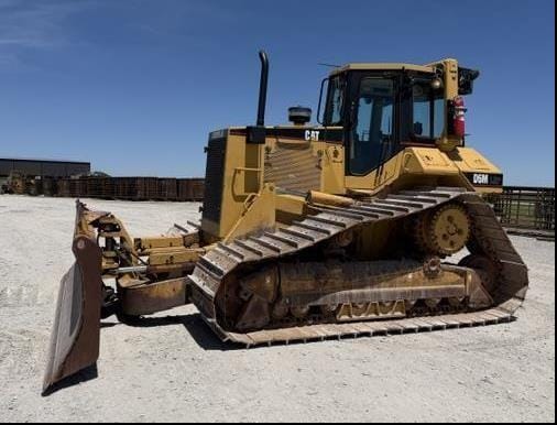 2002 Caterpillar D6M Equipment Image0
