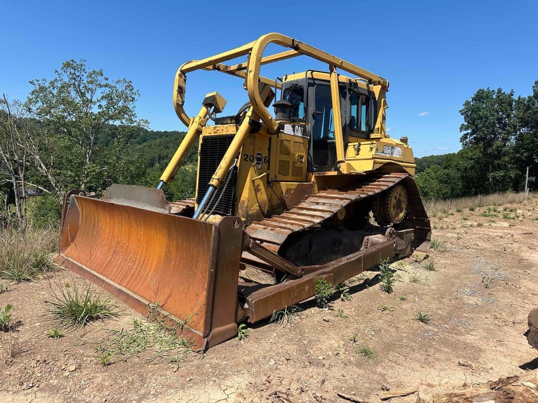 Image of Caterpillar D6R LGP Primary image