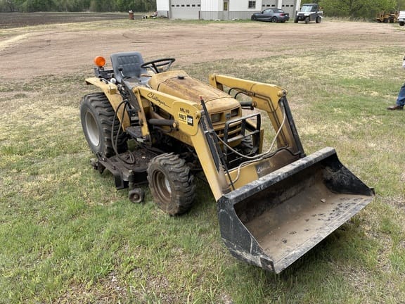 Main image Challenger MT225