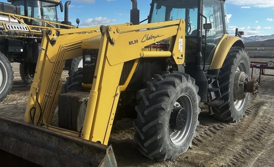 2002 Challenger MT655B Equipment Image0