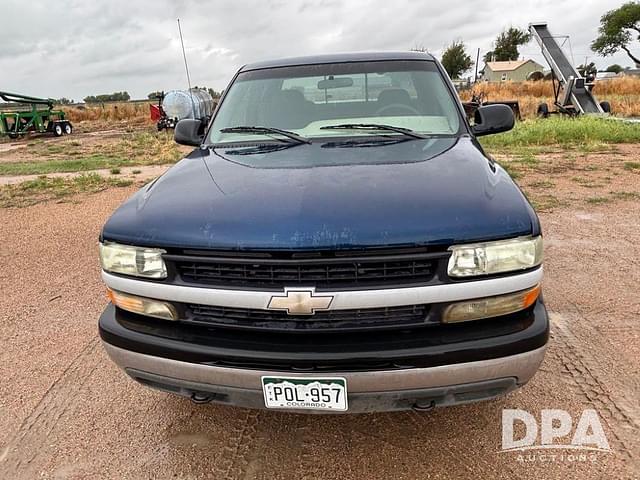 Image of Chevrolet 1500 equipment image 1