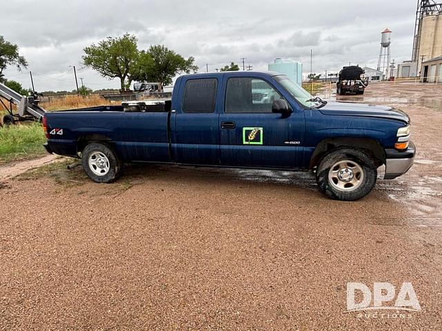 Image of Chevrolet 1500 equipment image 4