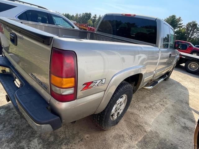 Image of Chevrolet 1500 equipment image 4