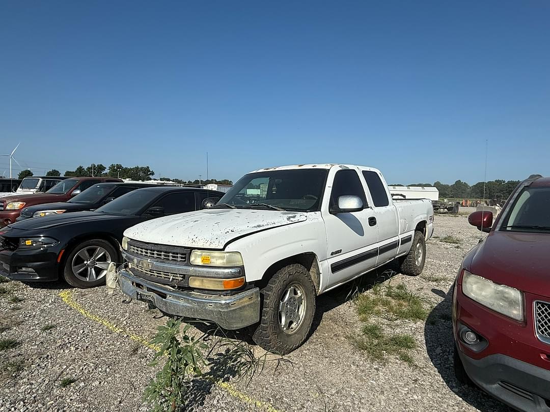 Image of Chevrolet 1500 Primary image