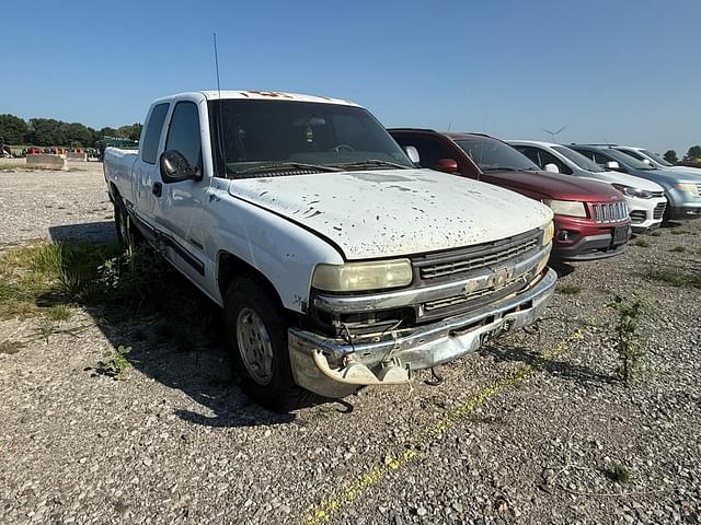 Image of Chevrolet 1500 equipment image 1