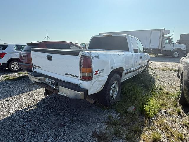 Image of Chevrolet 1500 equipment image 2
