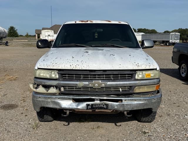 Image of Chevrolet 1500 equipment image 2