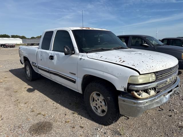 Image of Chevrolet 1500 equipment image 1
