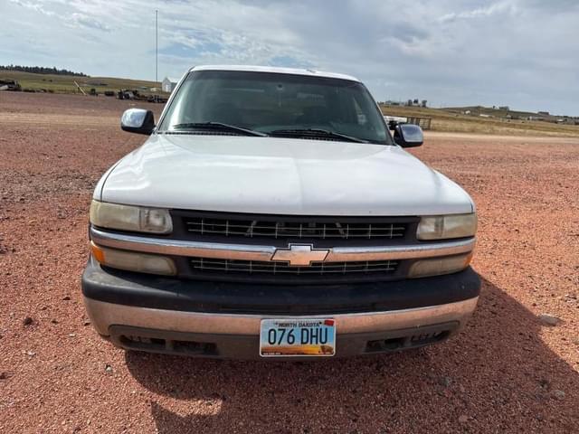 Image of Chevrolet 1500 equipment image 1