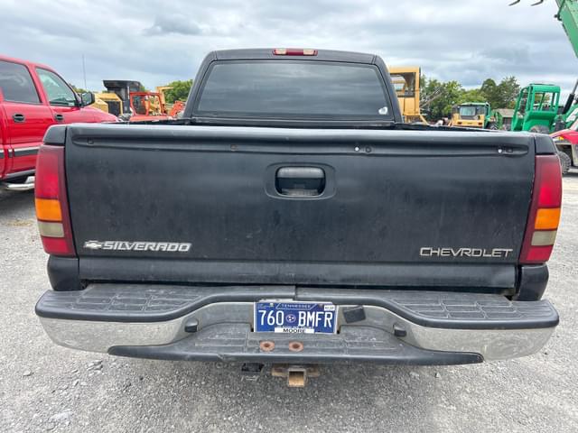 Image of Chevrolet 1500HD equipment image 4