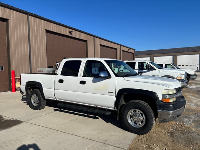 Image of Chevrolet 2500 equipment image 4