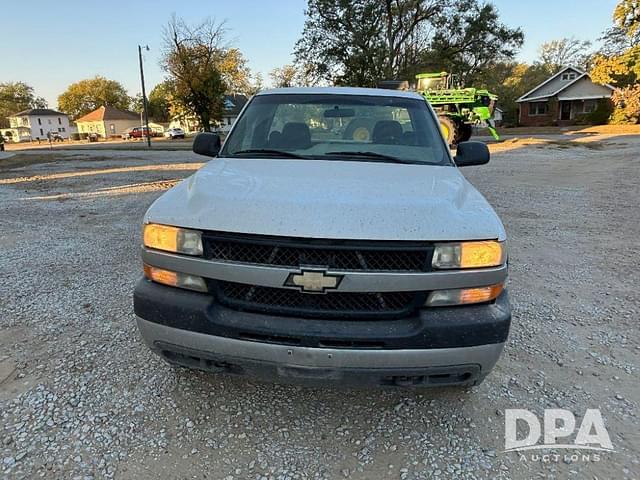 Image of Chevrolet 2500HD equipment image 1