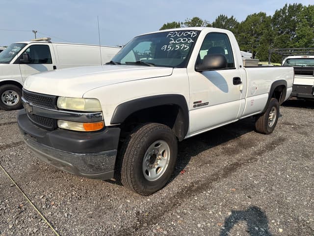 Image of Chevrolet C2500 equipment image 3