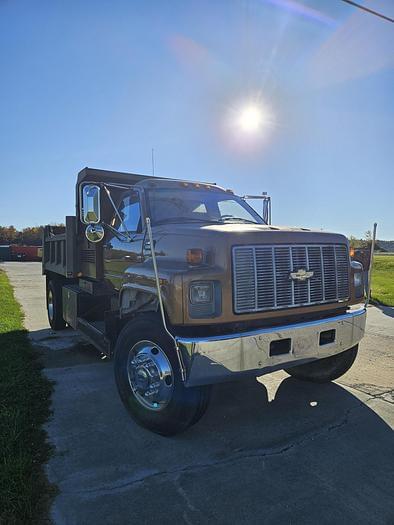 Image of Chevrolet C7500 equipment image 3