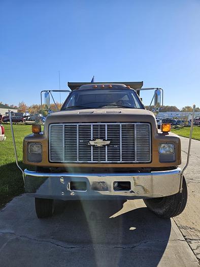 Image of Chevrolet C7500 equipment image 2
