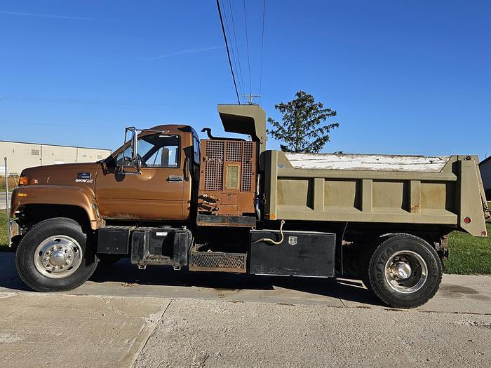 Image of Chevrolet C7500 Primary image