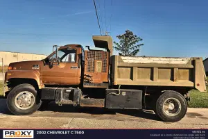 2002 Chevrolet C7500 Image