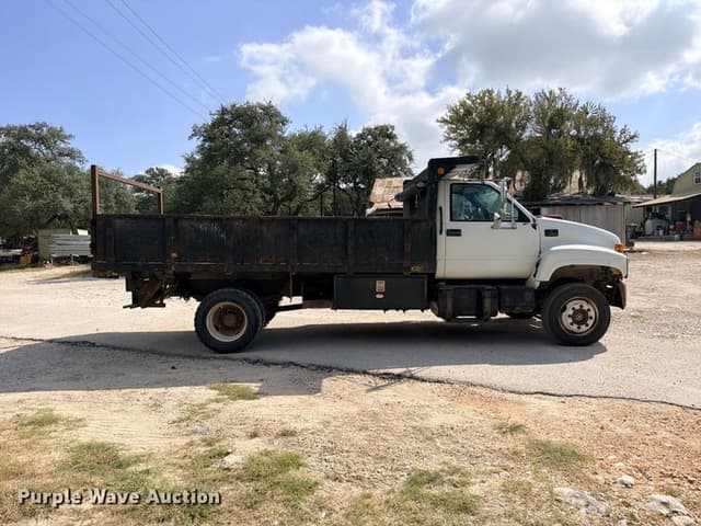 Image of Chevrolet C6500 equipment image 3