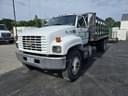 2002 Chevrolet C7500 Image