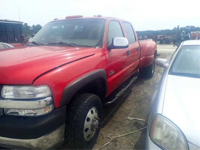 Image of Chevrolet 3500 equipment image 2