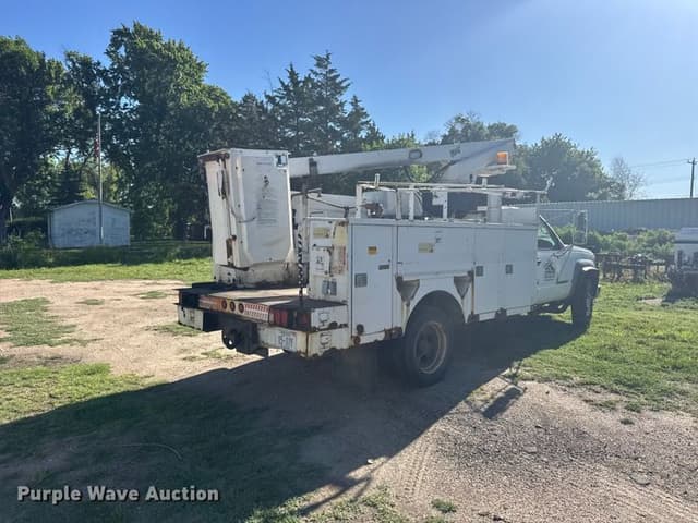 Image of Chevrolet GMT400 equipment image 4