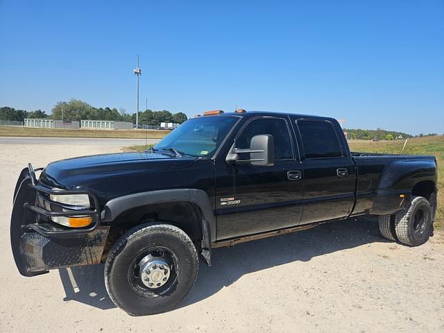 Image of Chevrolet 3500 equipment image 1