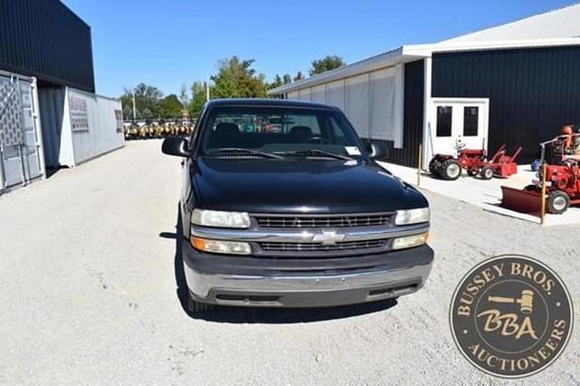 Image of Chevrolet 1500 equipment image 4