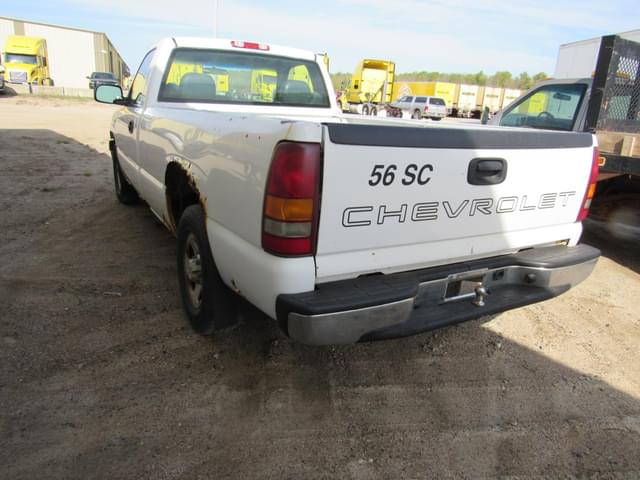 Image of Chevrolet 1500 equipment image 2